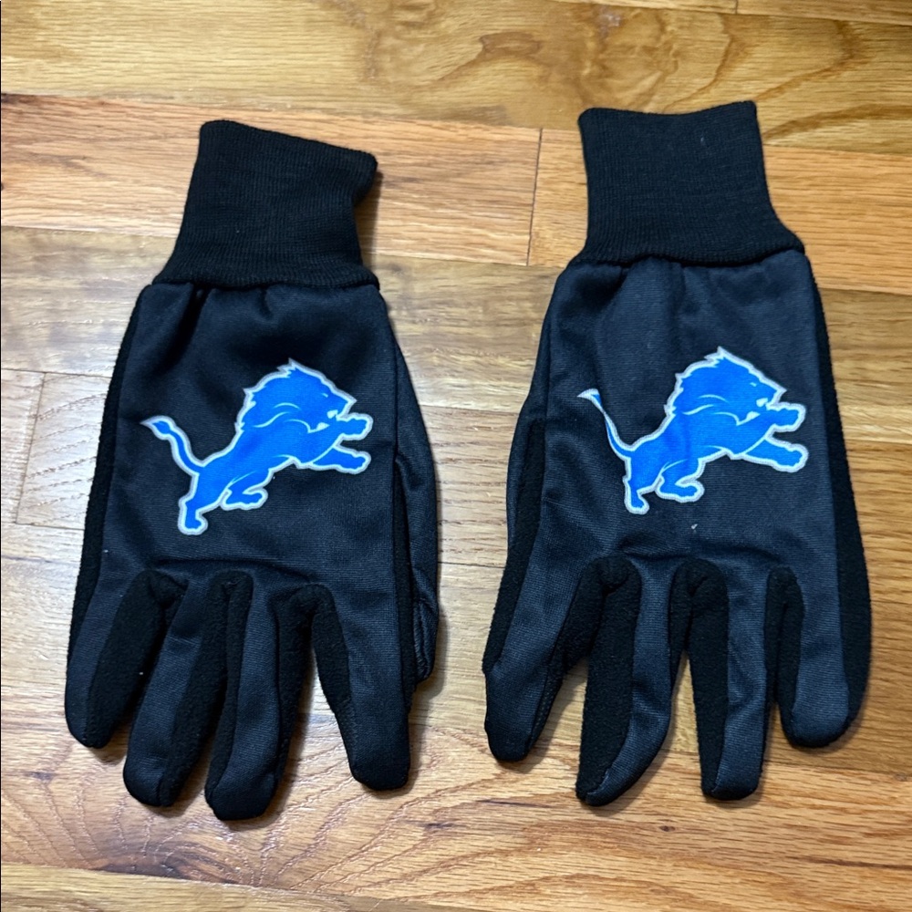 Black Gloves with Blue Detroit Lion Logo